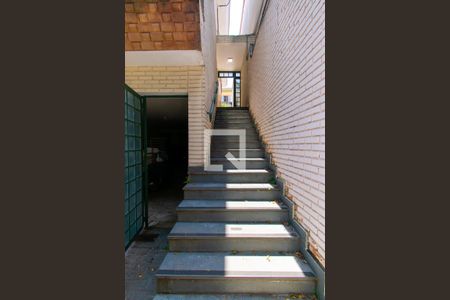 Casa à venda com 161m², 3 quartos e 6 vagasEntrada