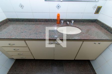 Casa à venda com 161m², 3 quartos e 6 vagasBanheiro da Suíte