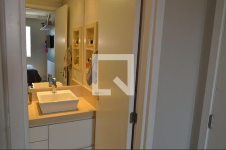 Apartamento à venda com 69m², 2 quartos e 1 vagaBanheiro da Suíte