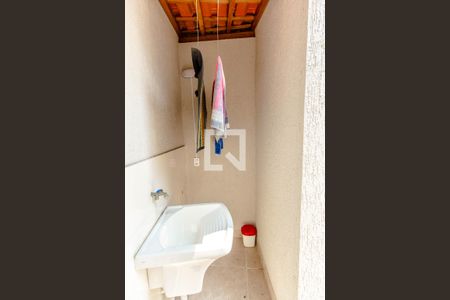 Casa de condomínio para alugar com 55m², 2 quartos e 1 vagaÁrea de Serviço