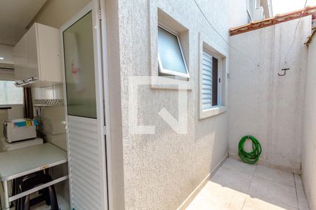 Casa de condomínio para alugar com 55m², 2 quartos e 1 vagaQuintal