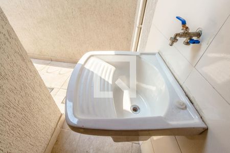 Casa de condomínio para alugar com 55m², 2 quartos e 1 vagaÁrea de Serviço