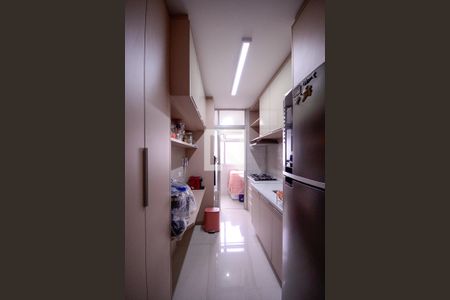 Apartamento para alugar com 62m², 2 quartos e 1 vagaCozinha 