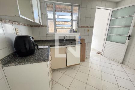 Apartamento para alugar com 70m², 2 quartos e 2 vagas Apartamento para alugar com 70m², 2 quartos e 2 vagasCozinha