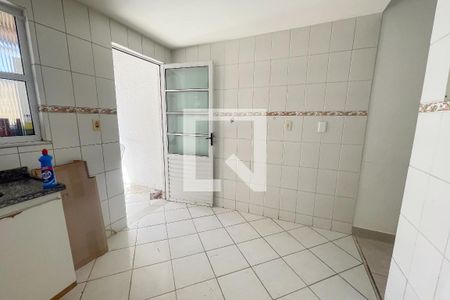 Apartamento para alugar com 70m², 2 quartos e 2 vagas Apartamento para alugar com 70m², 2 quartos e 2 vagasCozinha