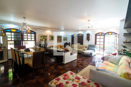 Sala de casa à venda com 4 quartos, 240m² em Vila Clementino, São Paulo