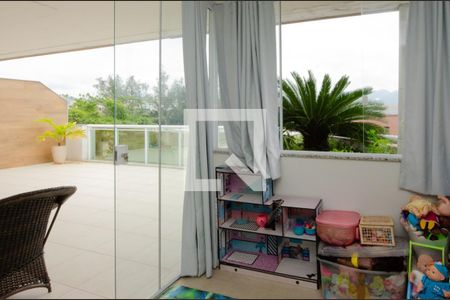 Apartamento para alugar com 186m², 3 quartos e 3 vagasVaranda 