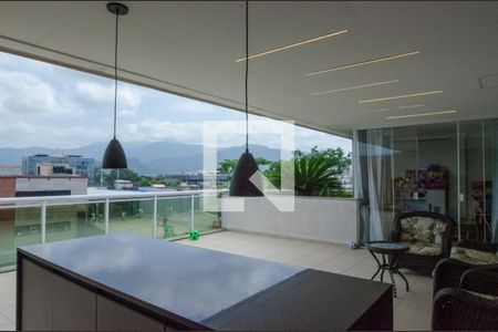 Apartamento para alugar com 186m², 3 quartos e 3 vagasVaranda 