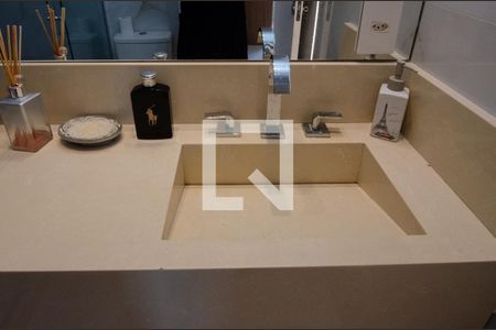 Apartamento para alugar com 186m², 3 quartos e 3 vagasBanheiro 