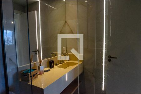 Apartamento para alugar com 186m², 3 quartos e 3 vagasBanheiro 