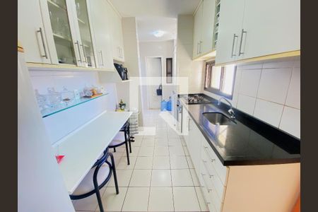 Apartamento para alugar com 106m², 3 quartos e 2 vagasCozinha