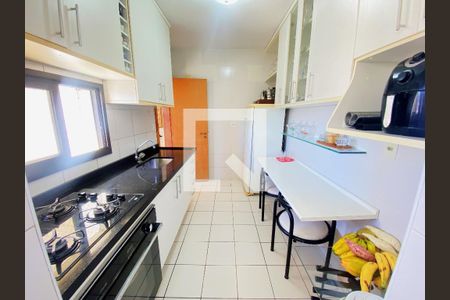 Apartamento para alugar com 106m², 3 quartos e 2 vagasCozinha