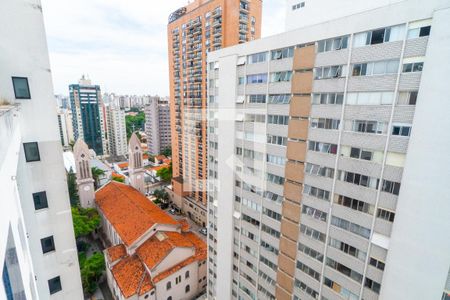 Apartamento à venda com 220m², 4 quartos e 3 vagasVista da Suíte 2