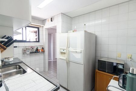 Apartamento à venda com 220m², 4 quartos e 3 vagasCozinha