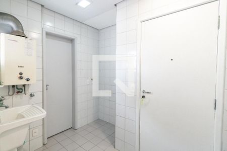 Apartamento à venda com 220m², 4 quartos e 3 vagasLavanderia