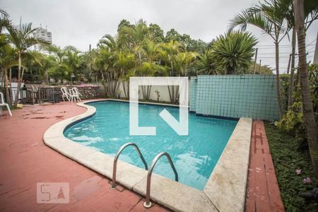Apartamento à venda com 220m², 4 quartos e 3 vagasÁrea comum - Piscina