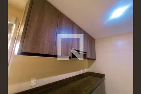 Apartamento para alugar com 237m², 4 quartos e 3 vagasCopa / Cozinha 