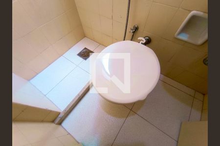 Apartamento para alugar com 237m², 4 quartos e 3 vagasBanheiro serviço 