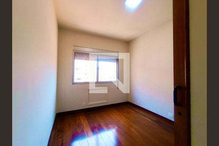 Apartamento para alugar com 237m², 4 quartos e 3 vagasQuarto 2