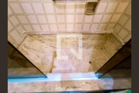 Apartamento para alugar com 237m², 4 quartos e 3 vagasSuíte 2 banheiro 