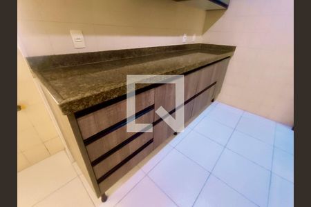 Apartamento para alugar com 237m², 4 quartos e 3 vagasCopa / Cozinha 