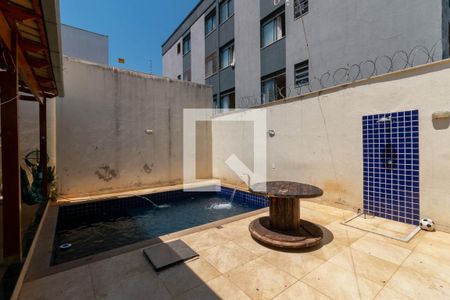 Casa para alugar com 220m², 3 quartos e 2 vagas Casa para alugar com 220m², 3 quartos e 2 vagasPiscina