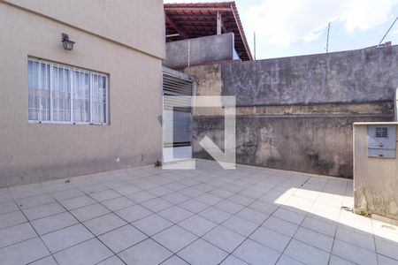 Casa à venda com 70m², 2 quartos e 2 vagas Casa à venda com 70m², 2 quartos e 2 vagasGaragem