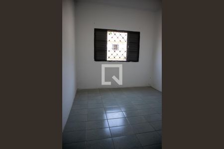 Quarto 1 de casa para alugar com 2 quartos, 75m² em Vila Gustavo, São Paulo