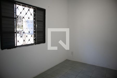 Quarto 2 de casa para alugar com 2 quartos, 75m² em Vila Gustavo, São Paulo