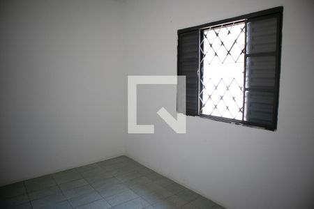 Quarto 2 de casa para alugar com 2 quartos, 75m² em Vila Gustavo, São Paulo