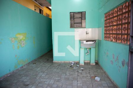 Casa para alugar com 75m², 2 quartos e 1 vagaÁrea de Serviço