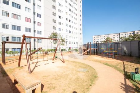 Apartamento à venda com 42m², 2 quartos e sem vagaÁrea comum - Playground