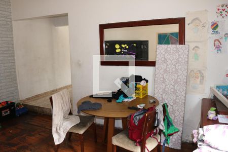 Casa à venda com 551m², 3 quartos e 8 vagas Casa à venda com 551m², 3 quartos e 8 vagasSala 01