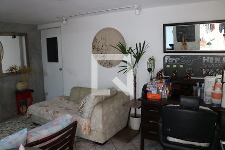 Casa à venda com 551m², 3 quartos e 8 vagas Casa à venda com 551m², 3 quartos e 8 vagasSala 02