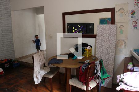 Casa à venda com 551m², 3 quartos e 8 vagas Casa à venda com 551m², 3 quartos e 8 vagasSala 01