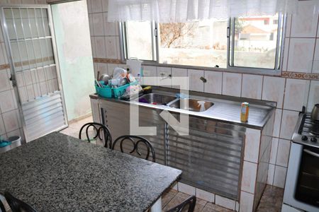 Casa à venda com 551m², 3 quartos e 8 vagas Casa à venda com 551m², 3 quartos e 8 vagascozinha 01
