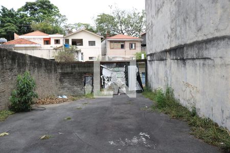 Casa à venda com 551m², 3 quartos e 8 vagas Casa à venda com 551m², 3 quartos e 8 vagasquintal