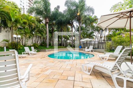 Apartamento à venda com 68m², 2 quartos e 1 vagaÁrea comum - Piscina