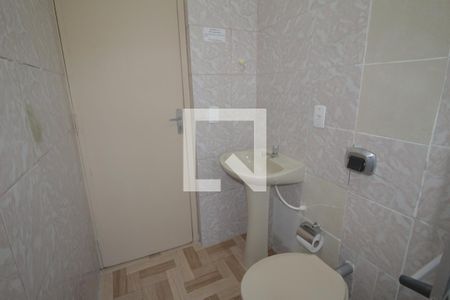 Banheiro de apartamento para alugar com 1 quarto, 55m² em Mathias Velho, Canoas