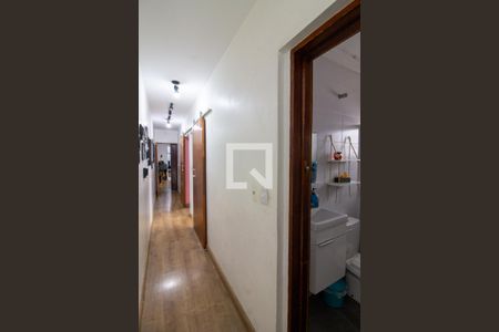 Corredor de casa para alugar com 3 quartos, 132m² em Jardim Bela Vista, Guarulhos