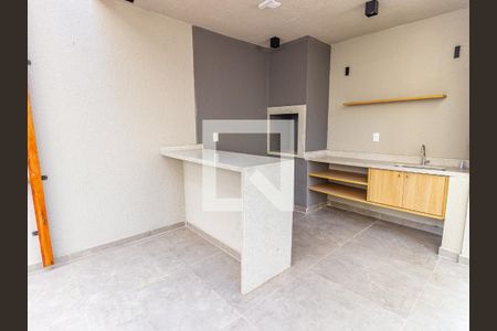 Apartamento para alugar com 44m², 2 quartos e 1 vagaÁrea comum - Churrasqueira
