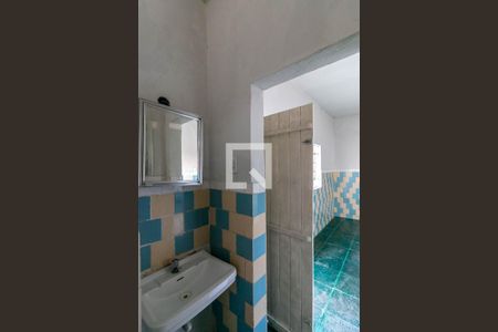 Casa de condomínio para alugar com 43m², 2 quartos e sem vagaBanheiro Social