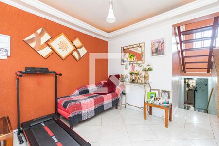 Sala de casa à venda com 3 quartos, 100m² em Vila Nova, Porto Alegre