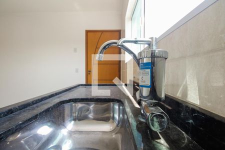 Casa de condomínio para alugar com 40m², 2 quartos e sem vagaCozinha e Área de Serviço 