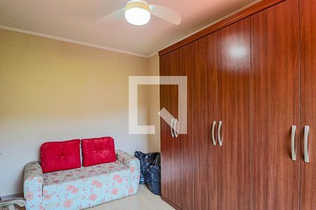 Casa à venda com 450m², 6 quartos e 6 vagas Casa à venda com 450m², 6 quartos e 6 vagasQuarto 02