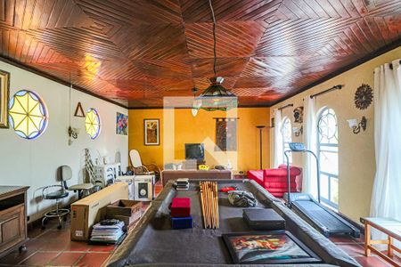 Casa à venda com 450m², 6 quartos e 6 vagas Casa à venda com 450m², 6 quartos e 6 vagasSalão