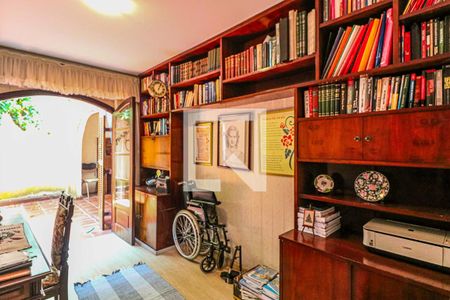 Casa à venda com 450m², 6 quartos e 6 vagas Casa à venda com 450m², 6 quartos e 6 vagasQuarto 03