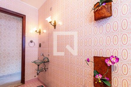 Banheiro social 01 de casa para alugar com 6 quartos, 450m² em Parque Continental, São Paulo