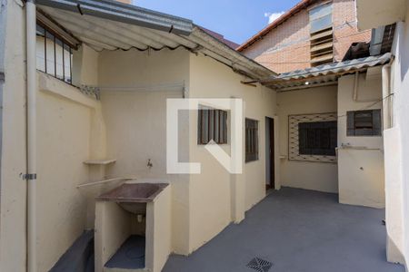 Varanda de casa para alugar com 1 quarto, 50m² em Floresta, Belo Horizonte