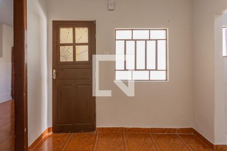 Sala de casa para alugar com 1 quarto, 50m² em Floresta, Belo Horizonte